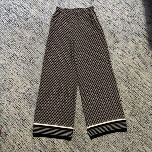 H&M Black and Beige Chain Pattern Pants